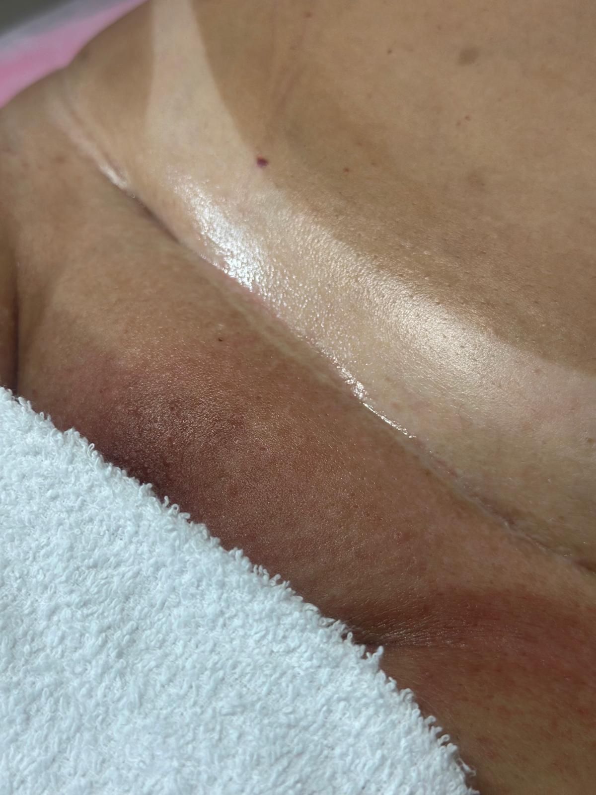 Smooth underarm result after waxing
